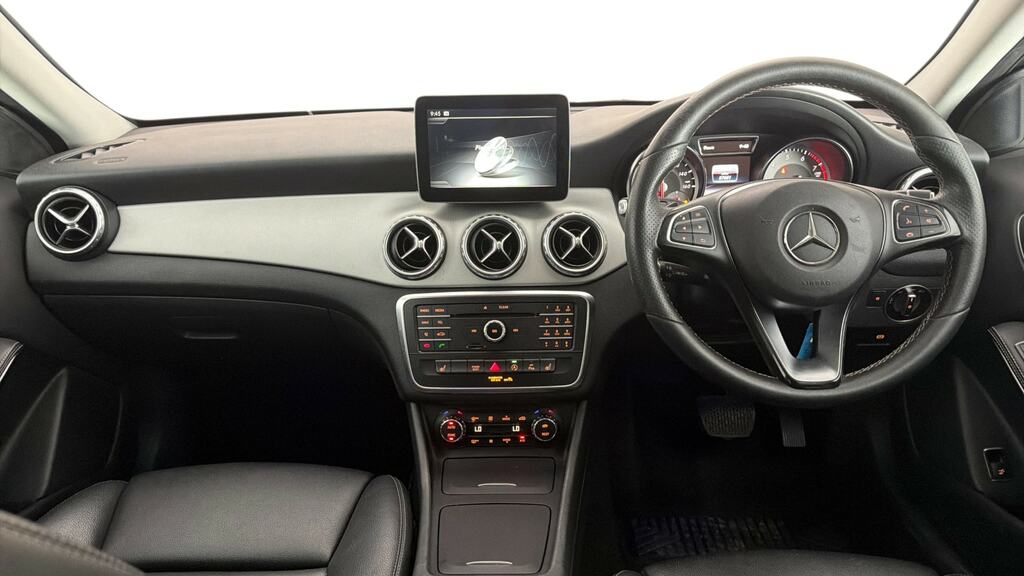 Mercedes-Benz GLA Class Gla 200 Sport Premium Grey #6