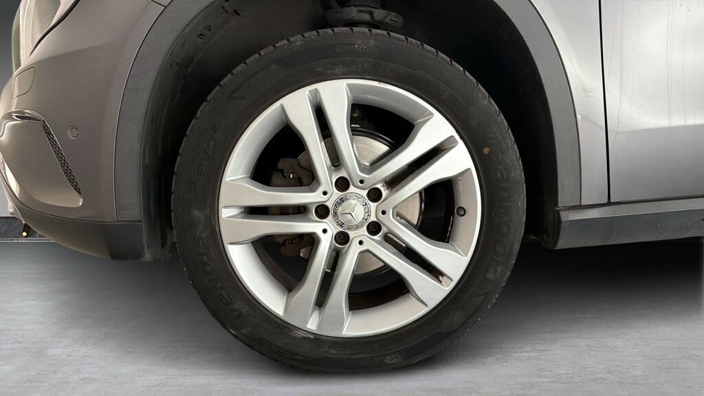 Mercedes-Benz GLA Class 200D Sport Suv 7G-dct Euro 6 Ss 136 Blue #26