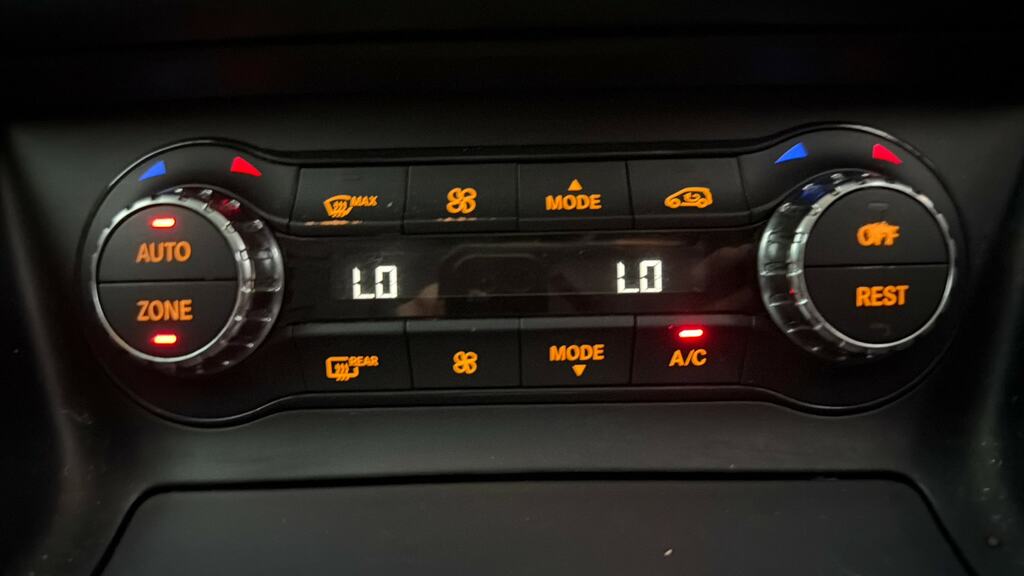 Mercedes-Benz GLA Class 200D Sport Suv 7G-dct Euro 6 Ss 136 Blue #16