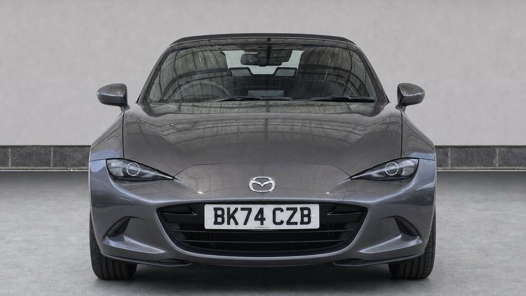 Mazda MX-5 Exclusive-line Red #5