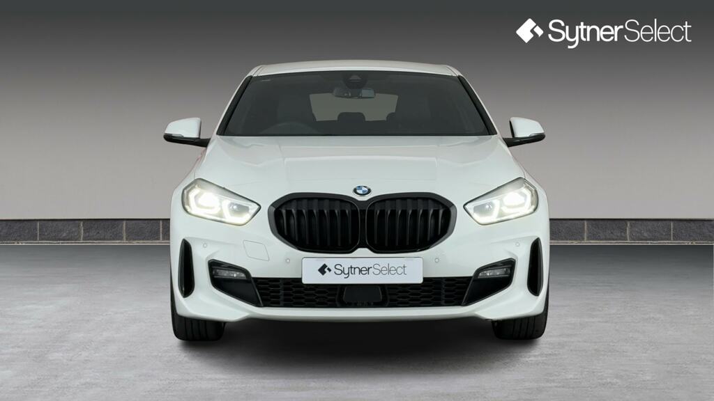 BMW 1 Series 118D M Sport Step White #4