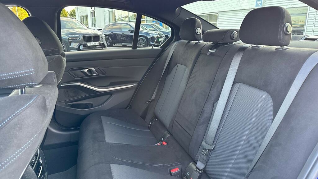 BMW 3 Series 2.0 320I M Sport Saloon Euro 6 S Blue #12