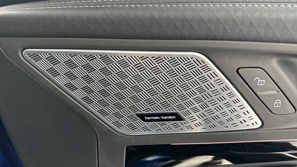 BMW iX2 30 66.5Kwh M Sport Xdrive 11Kw Charger Black #20