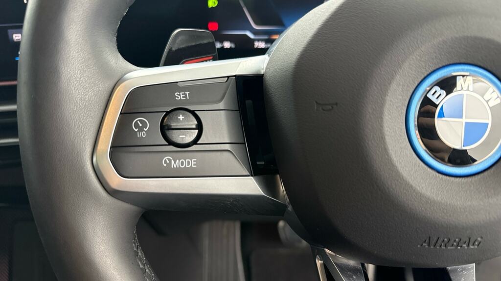BMW iX2 30 66.5Kwh M Sport Xdrive 11Kw Charger Black #17