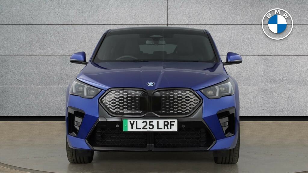 BMW iX2 30 66.5Kwh M Sport Xdrive 11Kw Charger Black #16