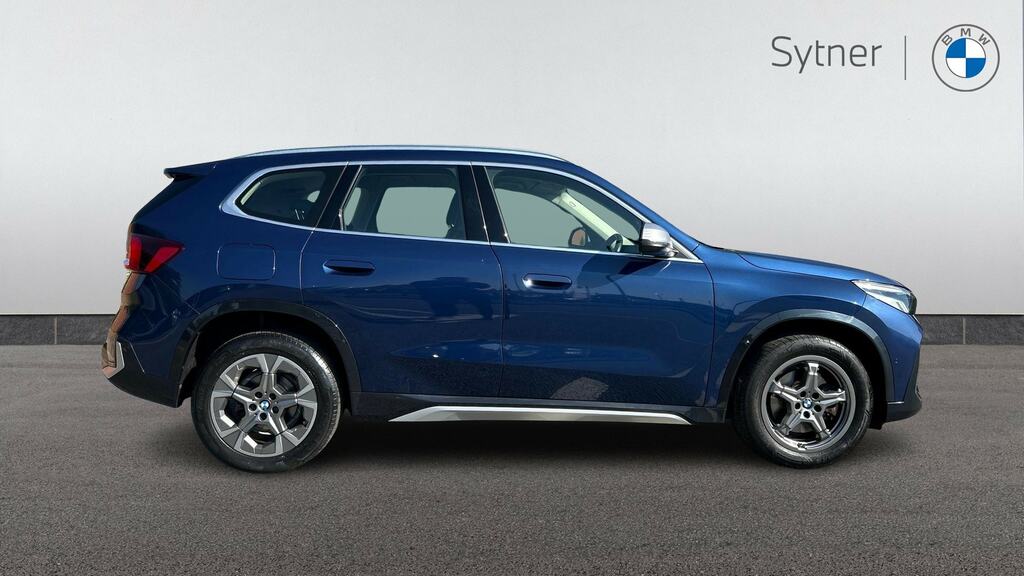 BMW X1 Sdrive 20I Mht Xline Step FD23XJB Blue #3