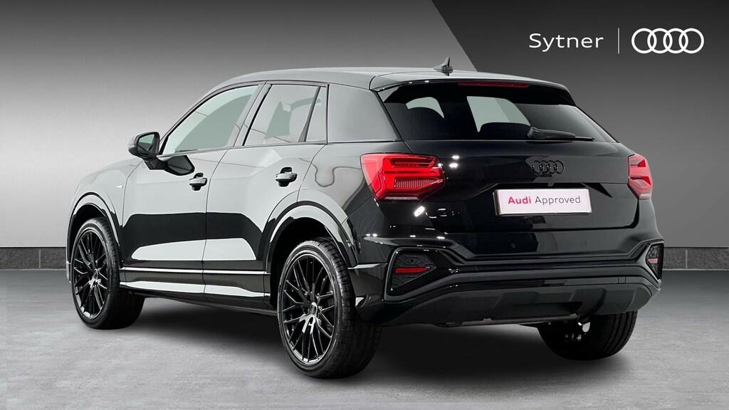 Audi Q2 35 Tfsi Black Edition S Tronic Tech FM26NVP Black #3