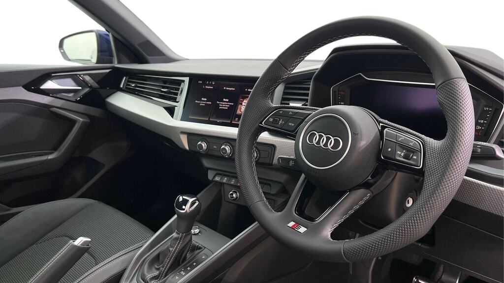 Audi A1 35 Tfsi S Line S Tronic FM26KTC Blue #6