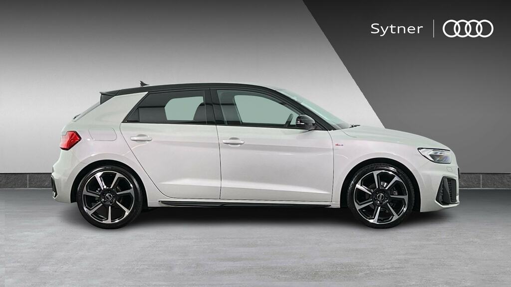 Audi A1 30 Tfsi 110 Black Edition S Tronic Tech Pack FE24WPT Silver #4