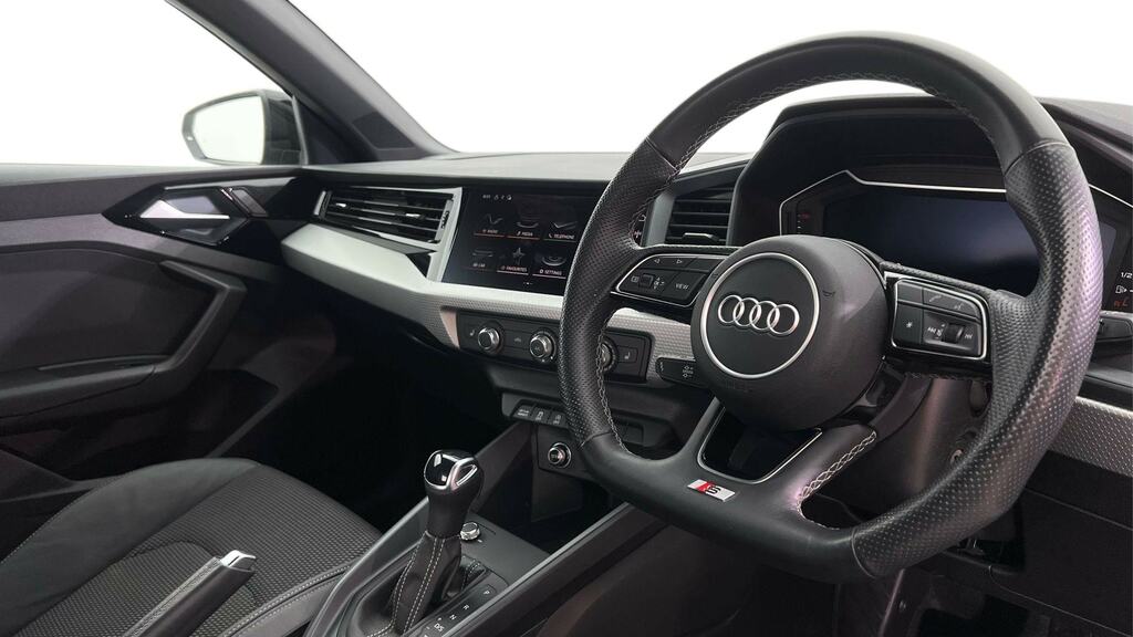 Audi A1 30 Tfsi 110 Black Edition S Tronic Tech Pack FE24WPT Silver #6