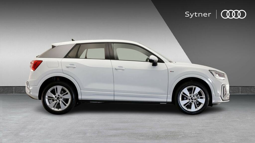 Audi Q2 35 Tfsi S Line S Tronic Tech Pro White #4