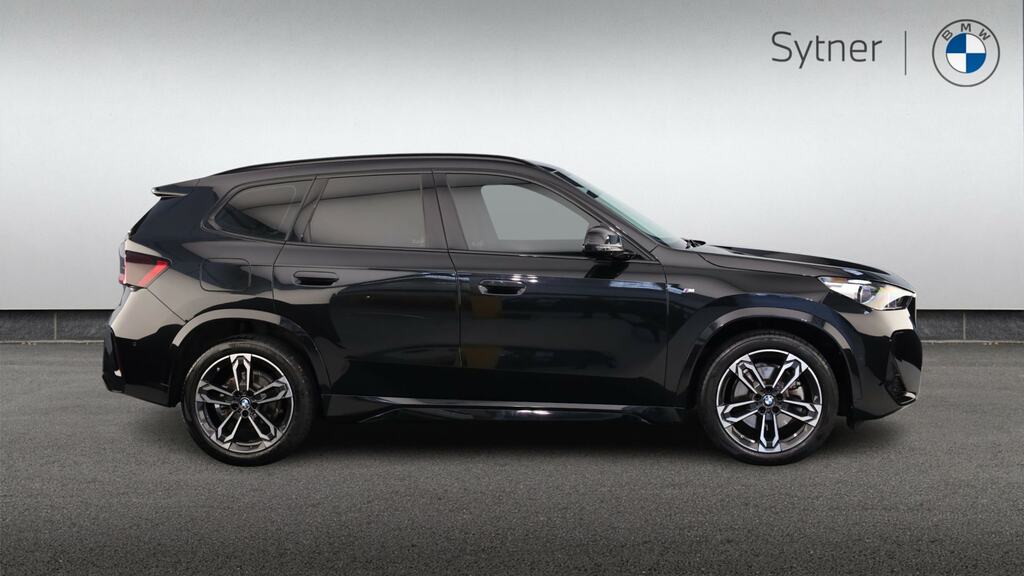 BMW X1 Sdrive 20I Mht M Sport Step EK24DAO Black #3