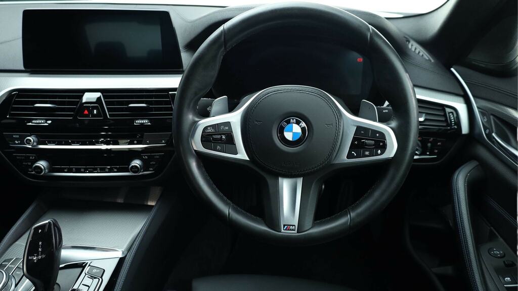 BMW 5 Series 520D Mht M Sport White #5