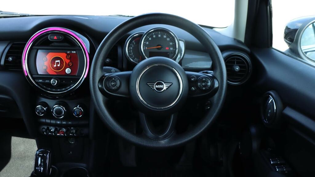 Mini Hatch 1.5 Cooper Classic II WN70EYM Black #5