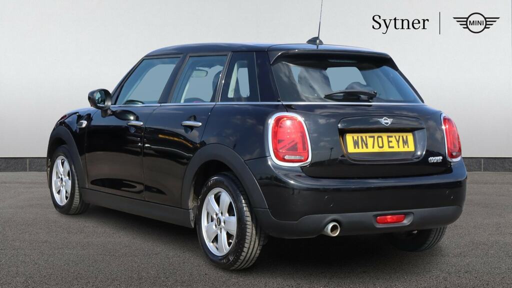 Mini Hatch 1.5 Cooper Classic II WN70EYM Black #2