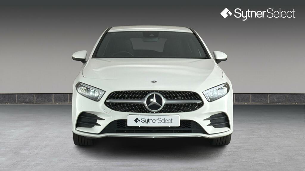 Mercedes-Benz A Class A250e Amg Line OV70XMW White #4