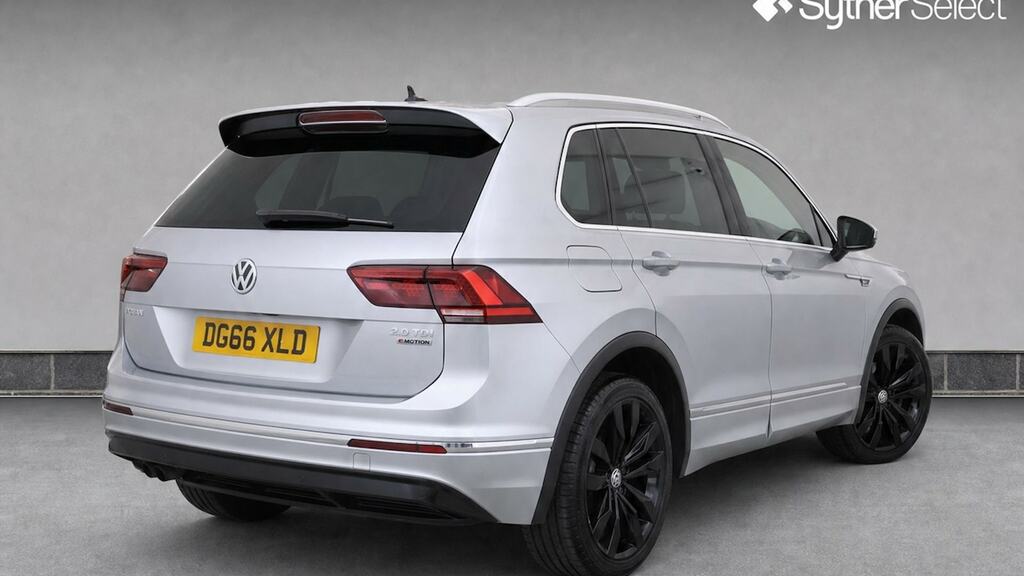 Volkswagen Tiguan 2.0 Tdi 150 4Motion R-line Dsg DG66XLD Silver #4