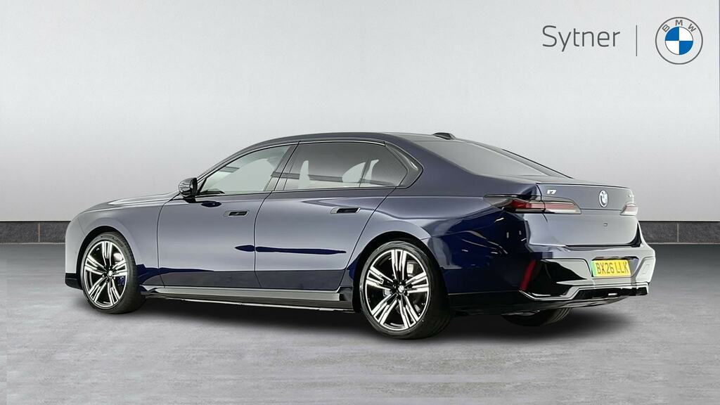 BMW i7 335Kw Edrive50 M Sport 105.7Kwh Blue #2