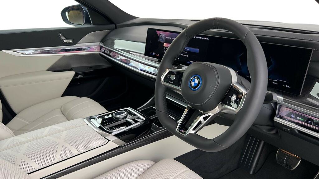BMW i7 335Kw Edrive50 M Sport 105.7Kwh Blue #6