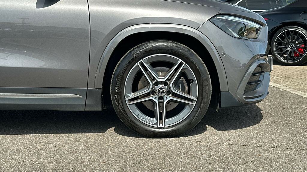 Mercedes-Benz GLA Class Gla 220D 4Matic Amg Line Executive KJ73YFK Grey #5