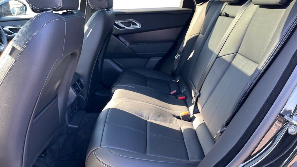 Land Rover Range Rover Velar 2.0 D200 Mhev Belgravia Edition Black #4