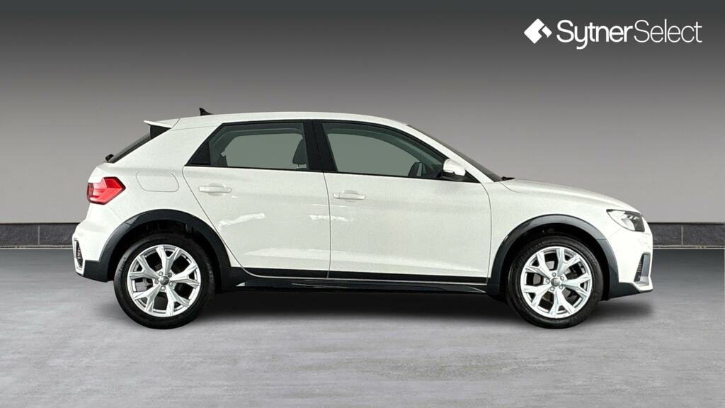 Audi A1 30 Tfsi Citycarver FP20GHN White #3