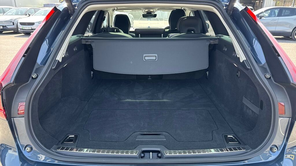 Volvo V90 Ultra Silver #17