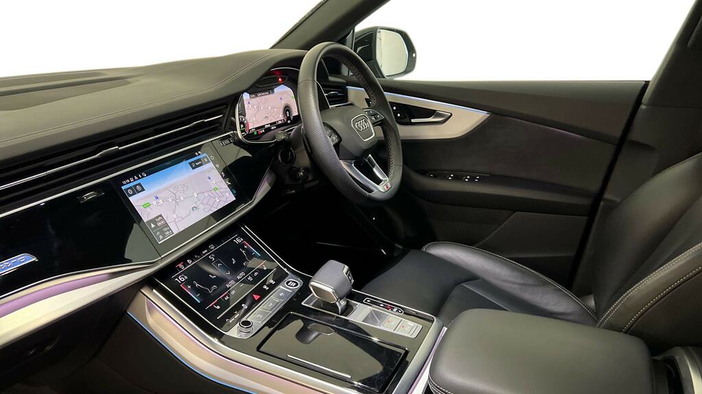 Audi Q8 55 Tfsi Quattro S Line Tiptron Comfortsound Black #2