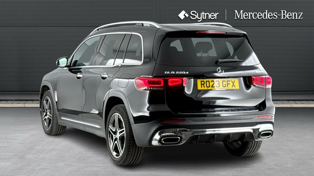 Mercedes-Benz GLB Class Glb 220D 4Matic Amg Line Premium 8G-tronic Black #2