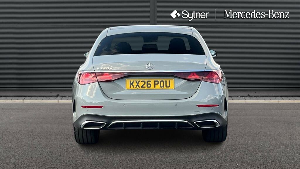 Mercedes-Benz E Class E220dh Amg Line Premium Saloon Black #7