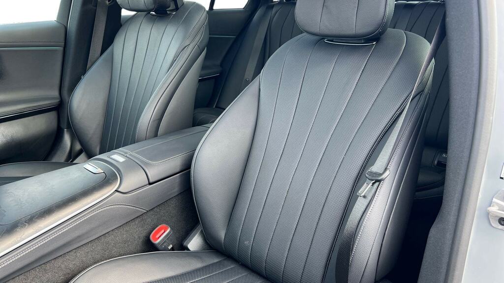 Mercedes-Benz E Class E220dh Amg Line Premium Saloon Black #11