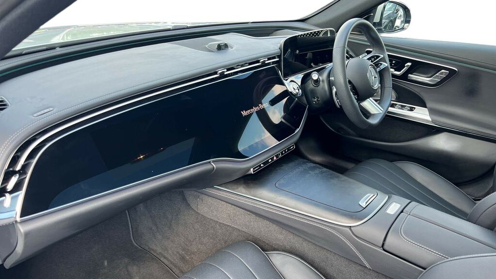 Mercedes-Benz E Class E220dh Amg Line Premium Saloon Black #8