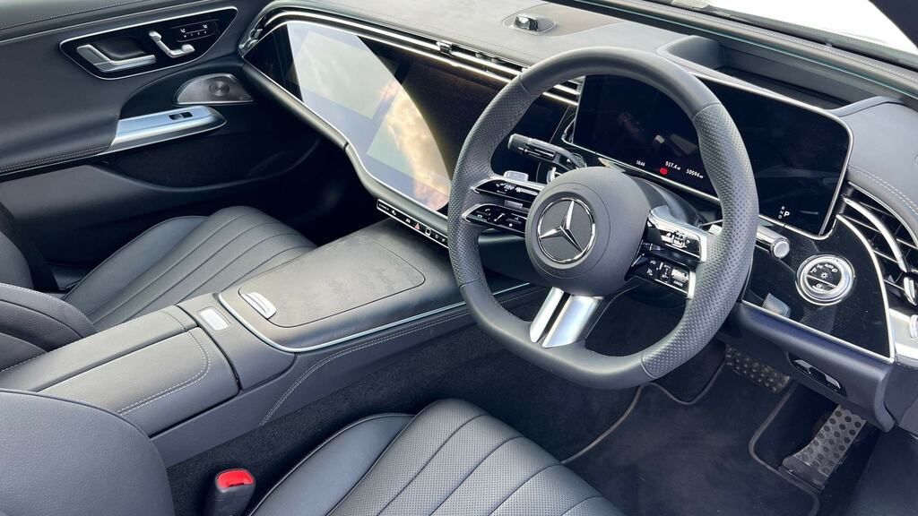 Mercedes-Benz E Class E220d Amg Line Premium Plus 9G-tronic KX26POU Grey #3