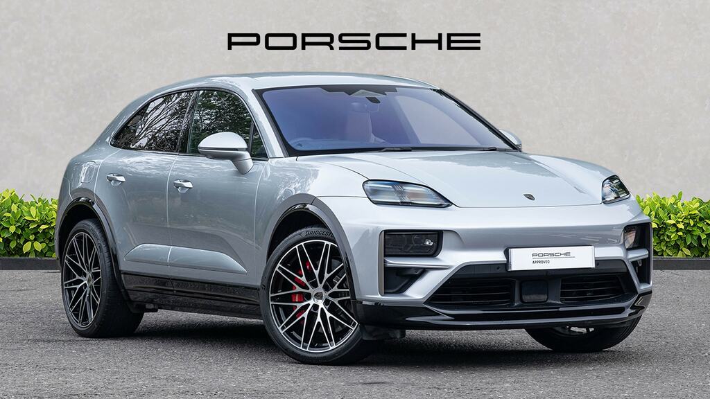 Porsche Macan 470Kw Turbo 100Kwh Silver