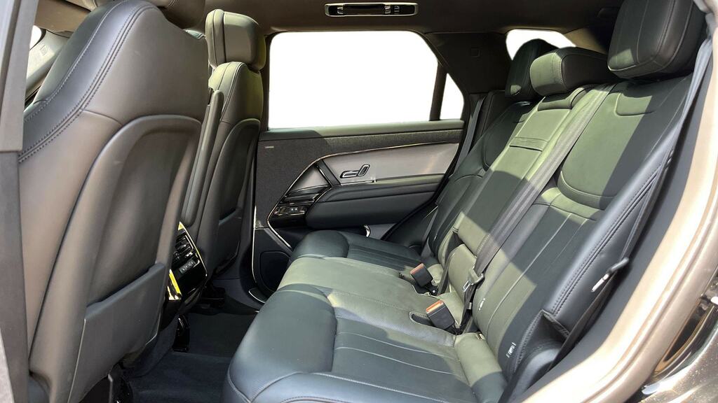 Land Rover Range Rover Sport 3.0 P440e Dynamic Se KK23UBZ Black #4