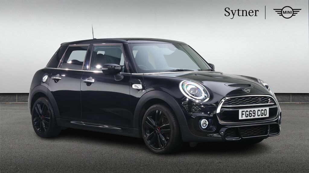 Mini Hatch 2.0 Cooper S Sport II Comfortnav Pack Black
