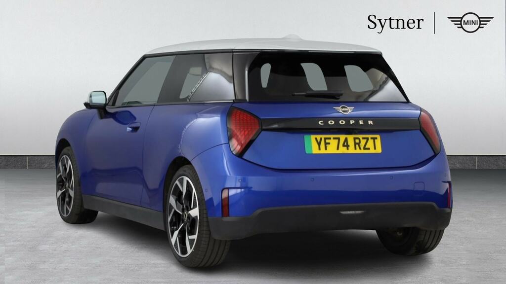Mini Hatch 135Kw E Exclusive Level 2 41Kwh YF74RZT Blue #2