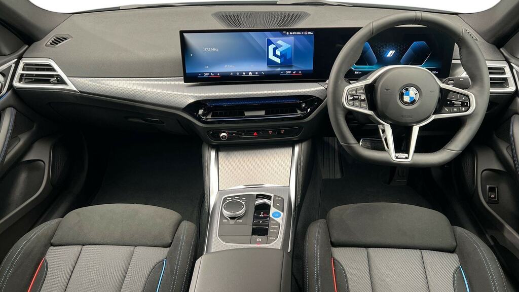 BMW i4 210Kw Edrive35 M Sport 70Kwh BJ26UVY Grey #4