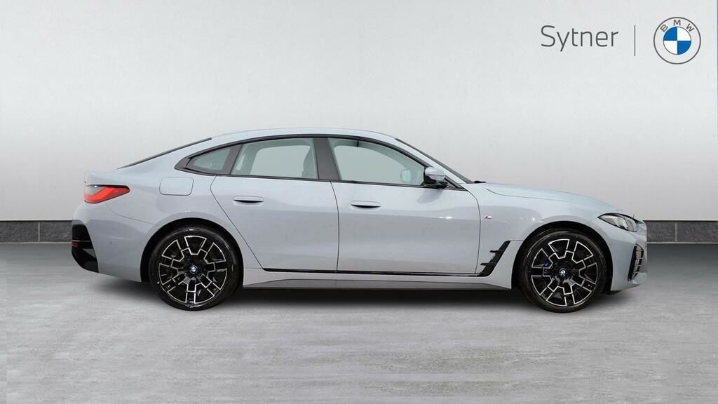 BMW i4 210Kw Edrive35 M Sport 70Kwh BJ26UVY Grey #3