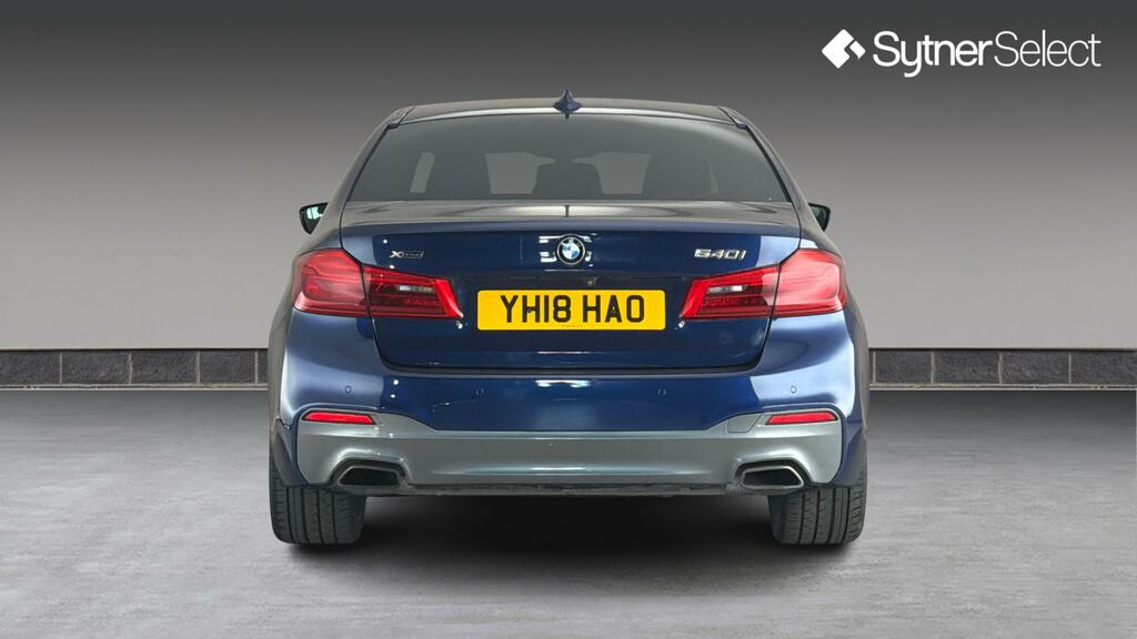 BMW 5 Series 540I Xdrive M Sport YH18HAO Blue #5