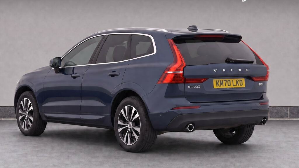 Volvo XC60 2.0 B5p 250 Momentum Geartronic Blue #3