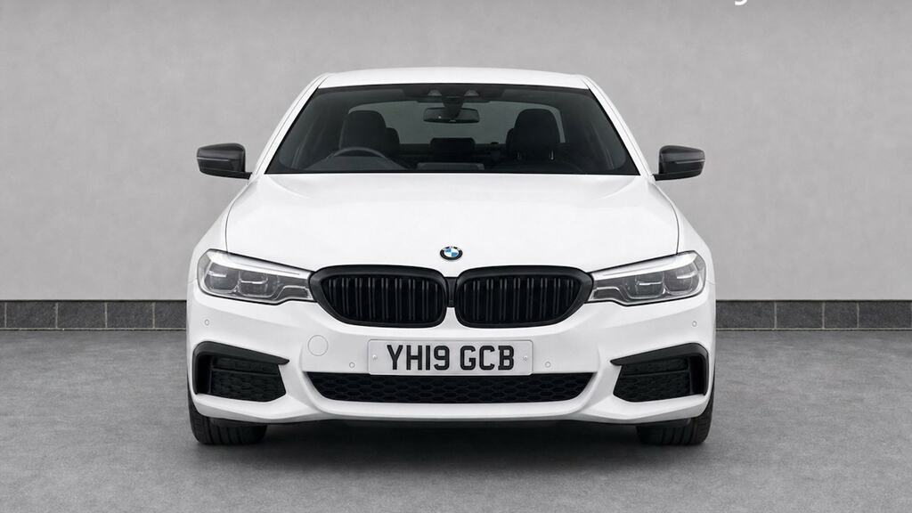 BMW 5 Series 540I Xdrive M Sport Techplus Pack YH19GCB White #5