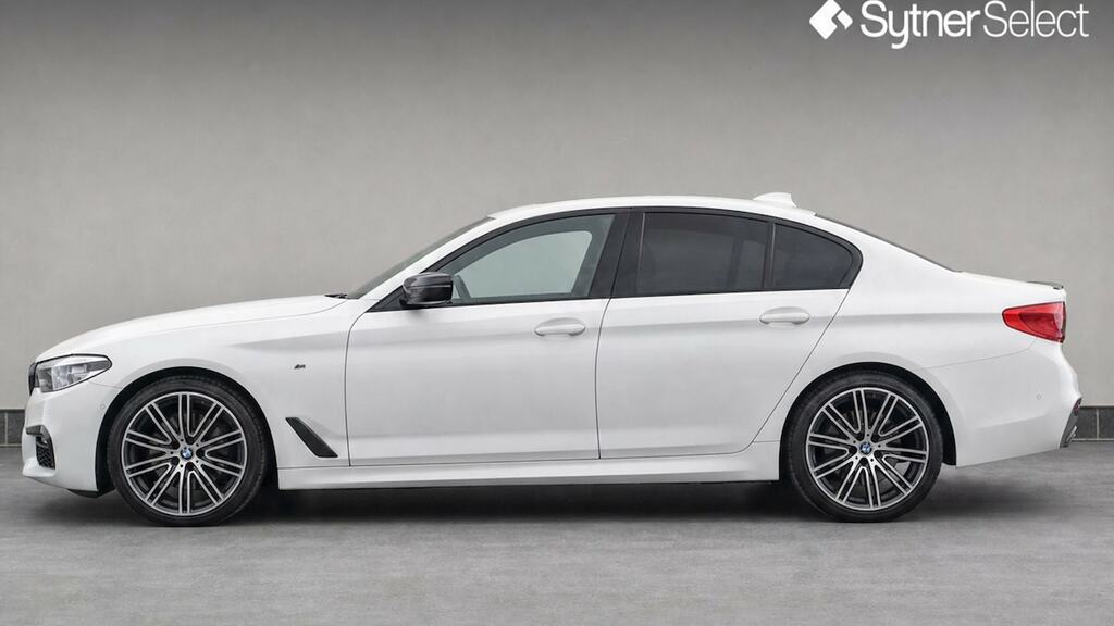 BMW 5 Series 540I Xdrive M Sport Techplus Pack YH19GCB White #6