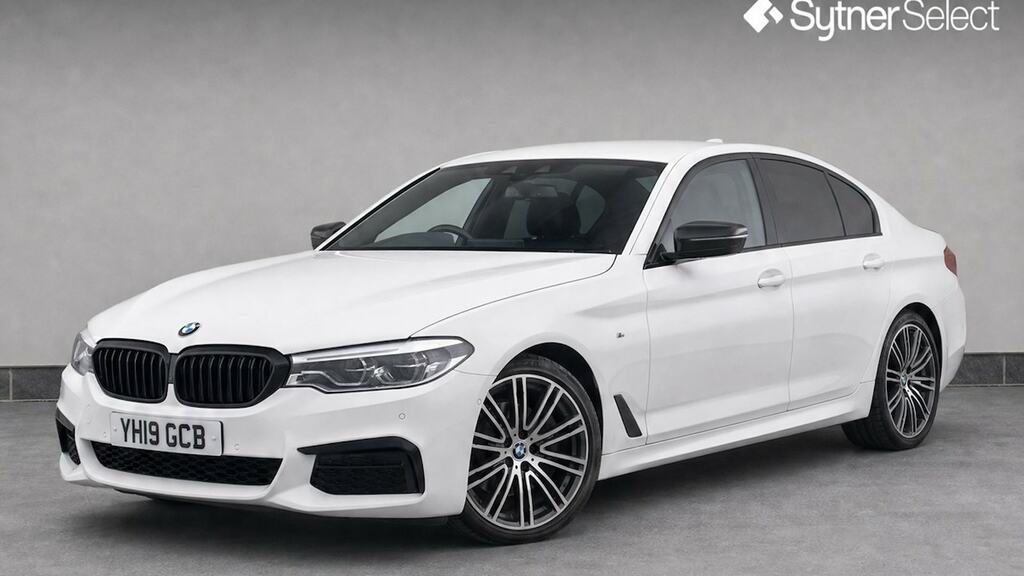 BMW 5 Series 540I Xdrive M Sport Techplus Pack YH19GCB White #2