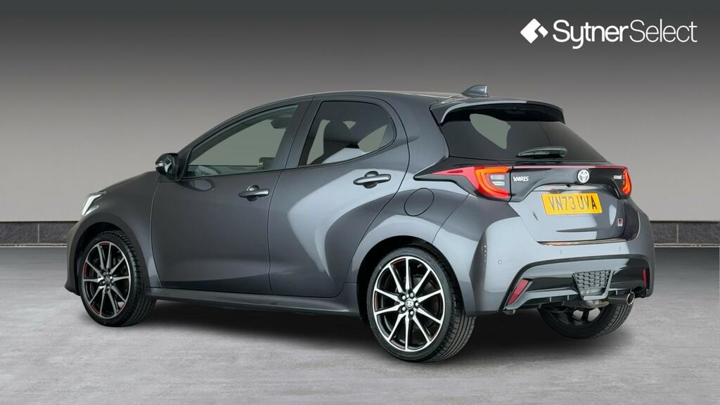 Toyota Yaris 1.5 Hybrid Gr Sport Cvt Bi-tone VN73UVA Grey #2