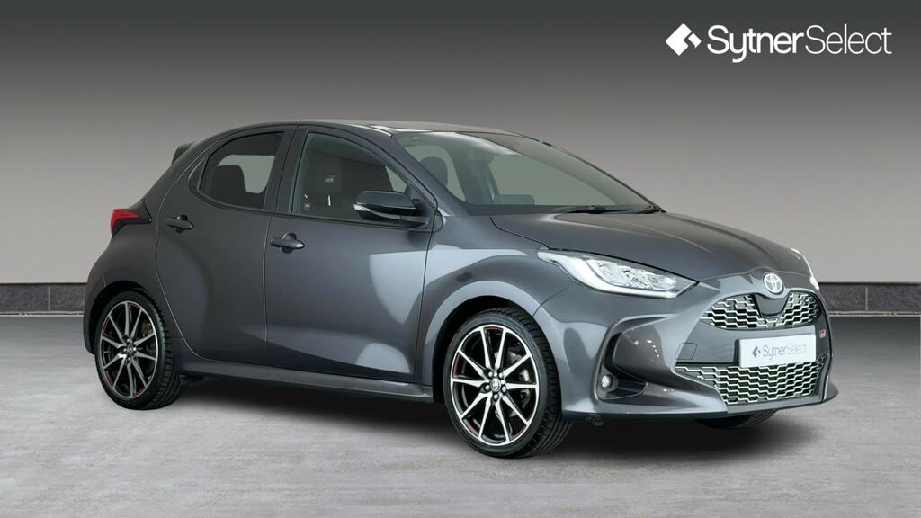 Toyota Yaris 1.5 Hybrid Gr Sport Cvt Bi-tone Grey