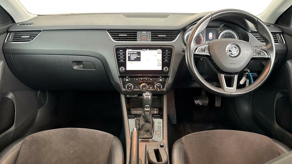 Skoda Octavia 1.4 Tsi Se L Dsg GM17KHD Black #6