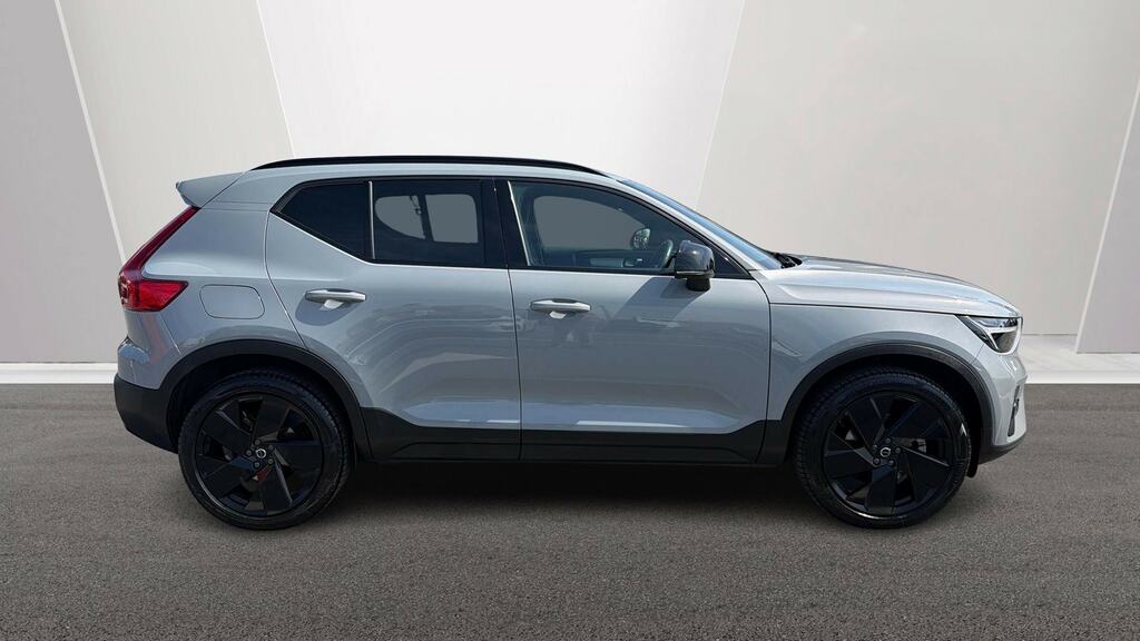 Volvo XC40 2.0 B4p Plus Black Edition PJ75SVD Grey #3