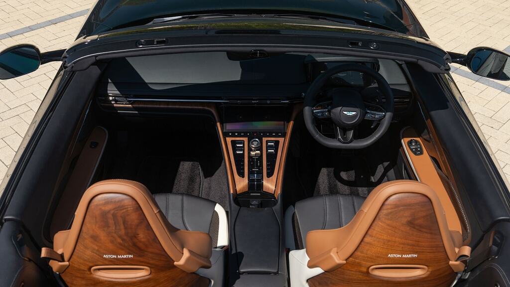 Aston Martin DB12 V8 Volante Green #2