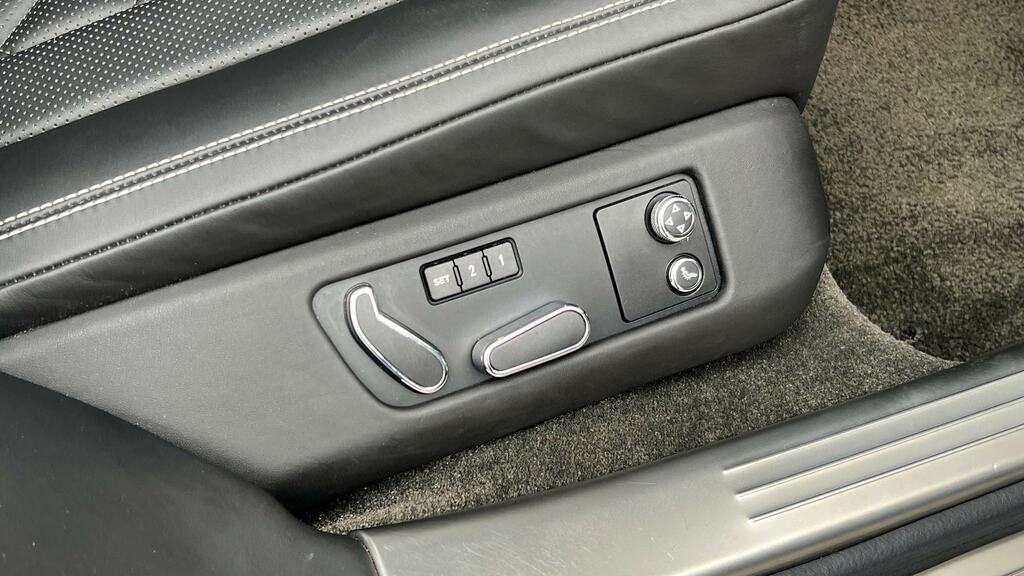Bentley Flying Spur Flying Spur Mulliner W12 Grey #21